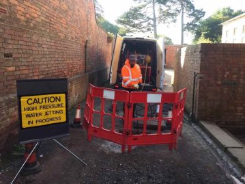 Domestic residential high pressure water jetting to clear drains Domestic residential high pressure water jetting to clear drains